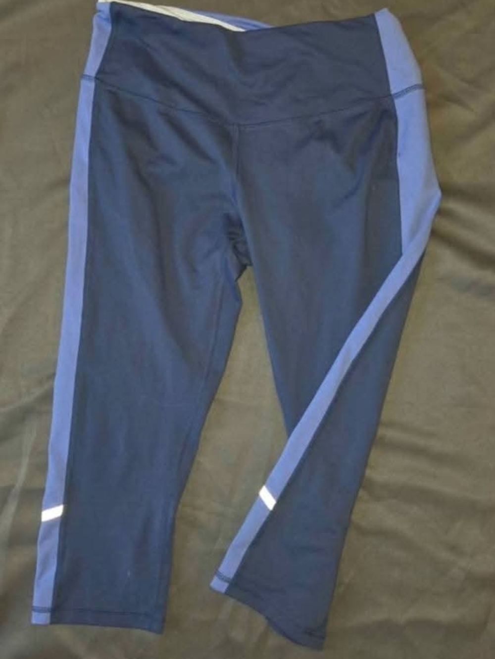 RBX Sport Women’s Capri Leggings – Size Medium